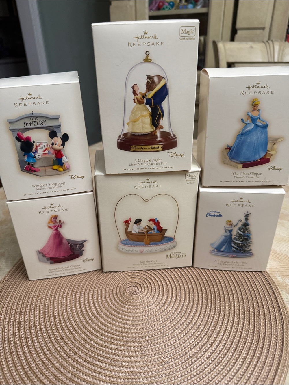 Hallmark Keepsake🔥 DISNEY BUNDLE 
Disney princesses ornaments
